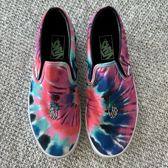 Vans Shoes - Sz 8 Van’s Skeleton Rose Tie Dye Slip-on